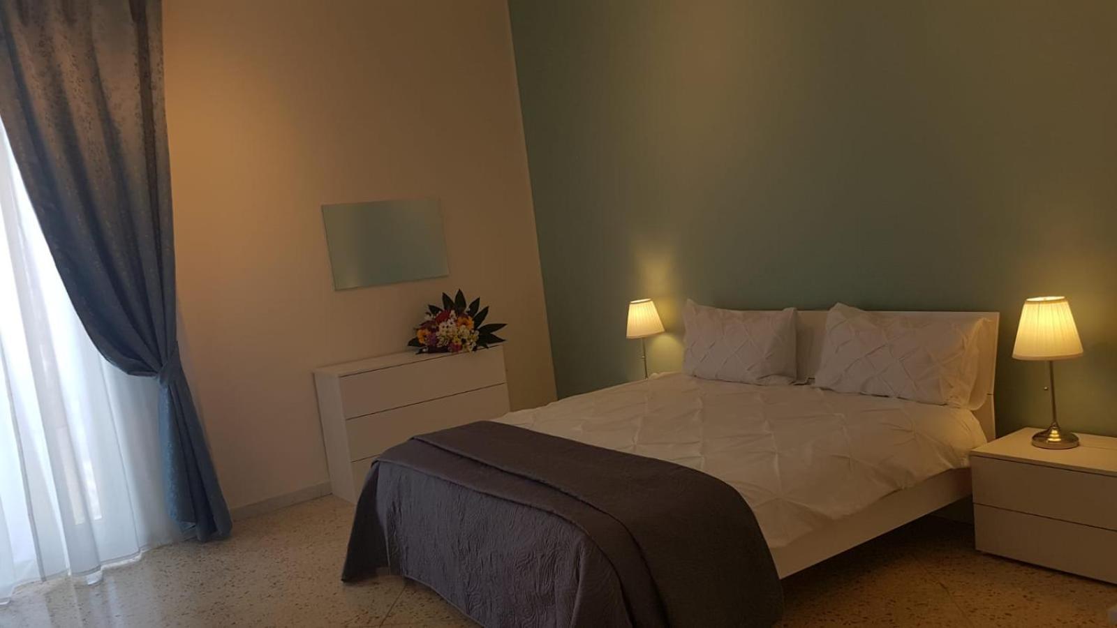 Residenze Benedetto Croce Hotell Bari Exteriör bild