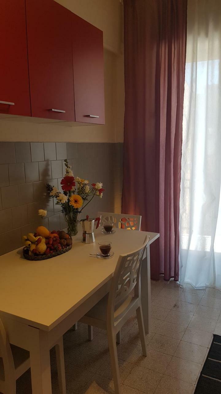 Residenze Benedetto Croce Hotell Bari Exteriör bild